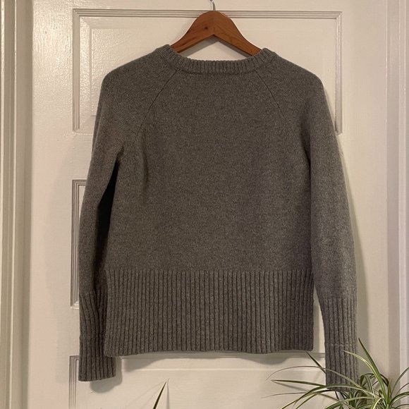Everlane Wool and Cashmere Blend Sweater - Small - Picture 4 of 4
